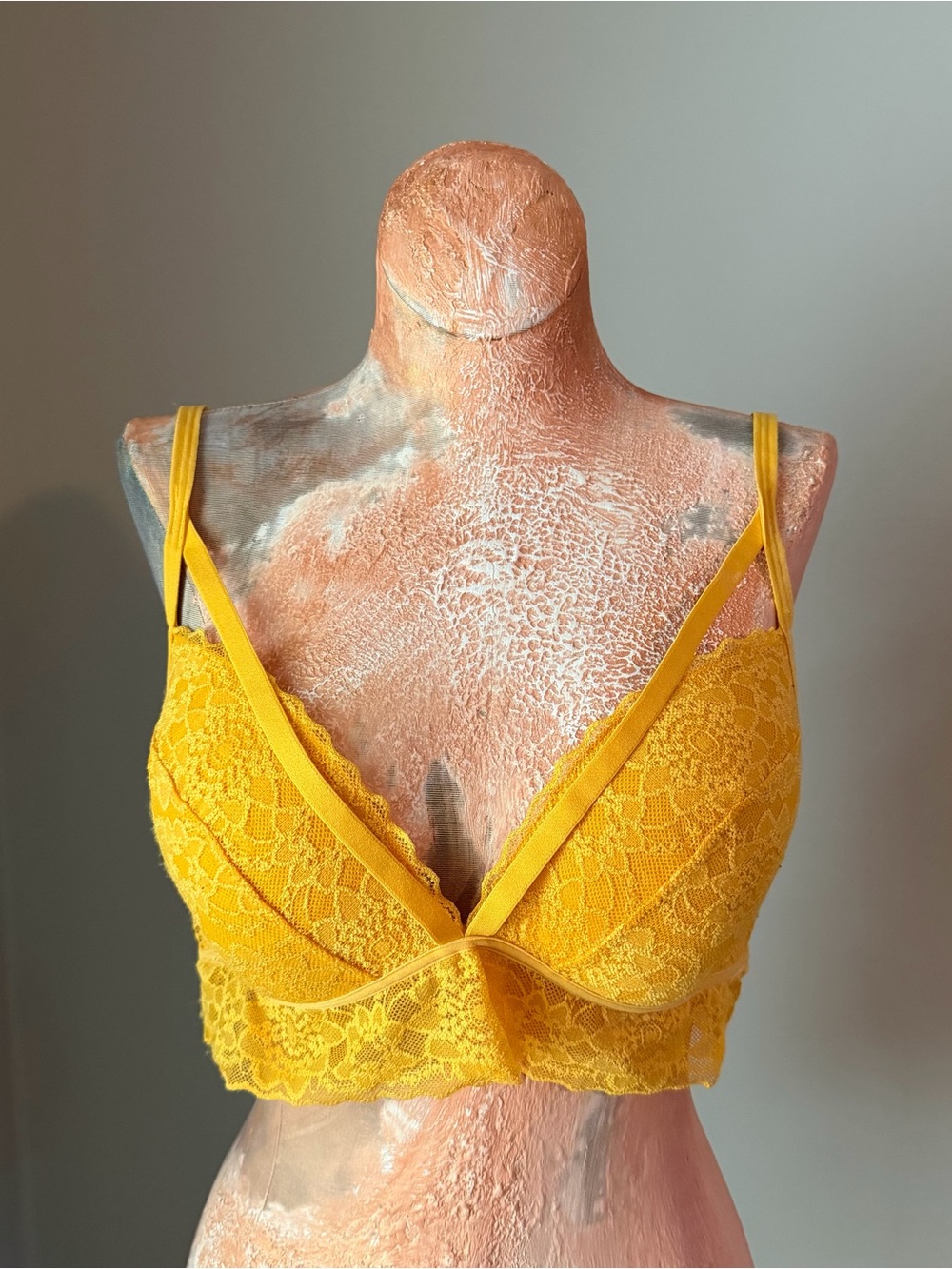 Victorias Secret Pink Bralette Bright Orange Lacy Strappy Lightly Lined large - Picture 1 of 7